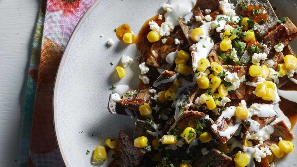 Chilaquiles con Elote